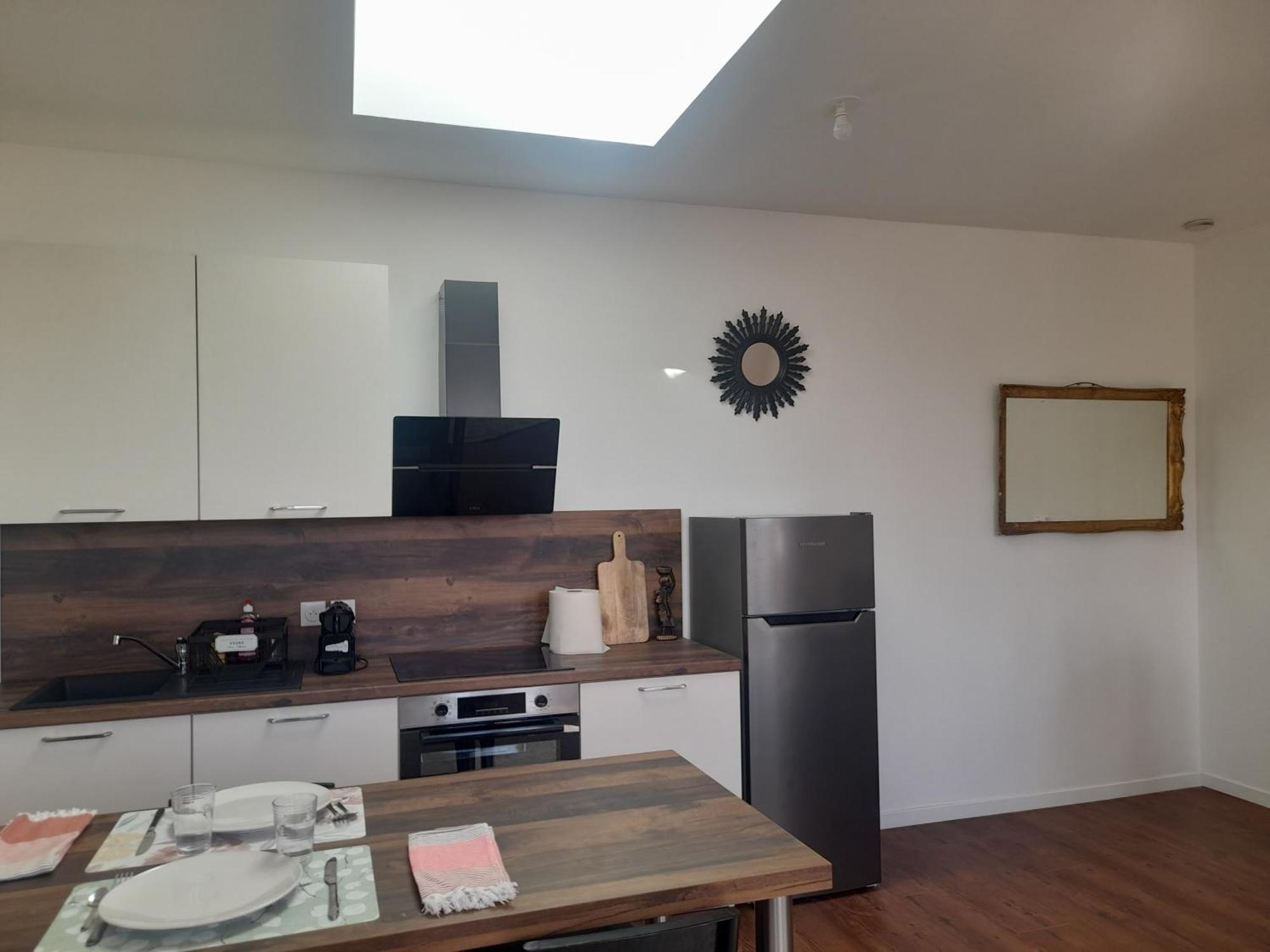 Appart Dans Petit Chateau En Centre Ville Lagny Extérieur photo